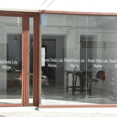 Hostal Dona Lola Marina Zahara de los Atunes Bagian luar foto
