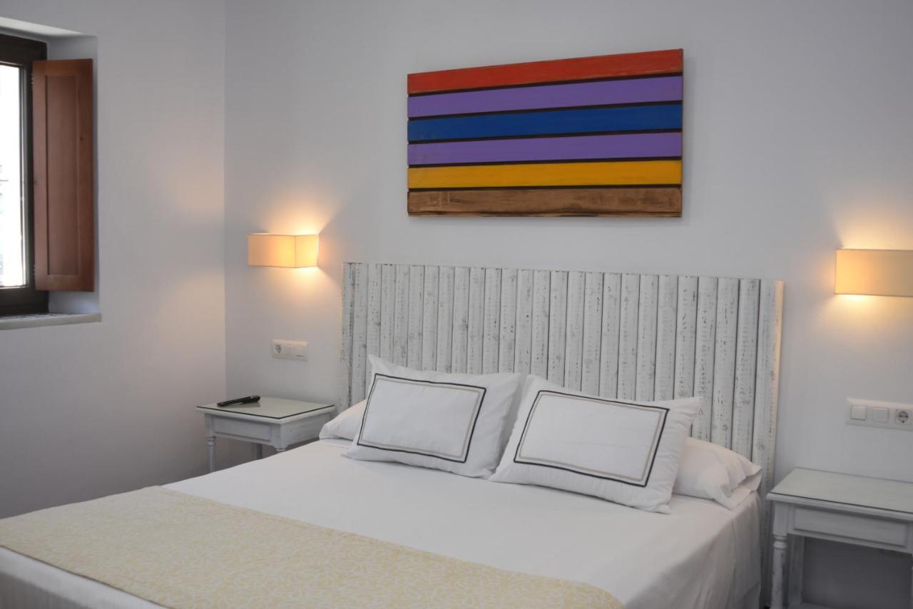 Hostal Dona Lola Marina Zahara de los Atunes Bagian luar foto