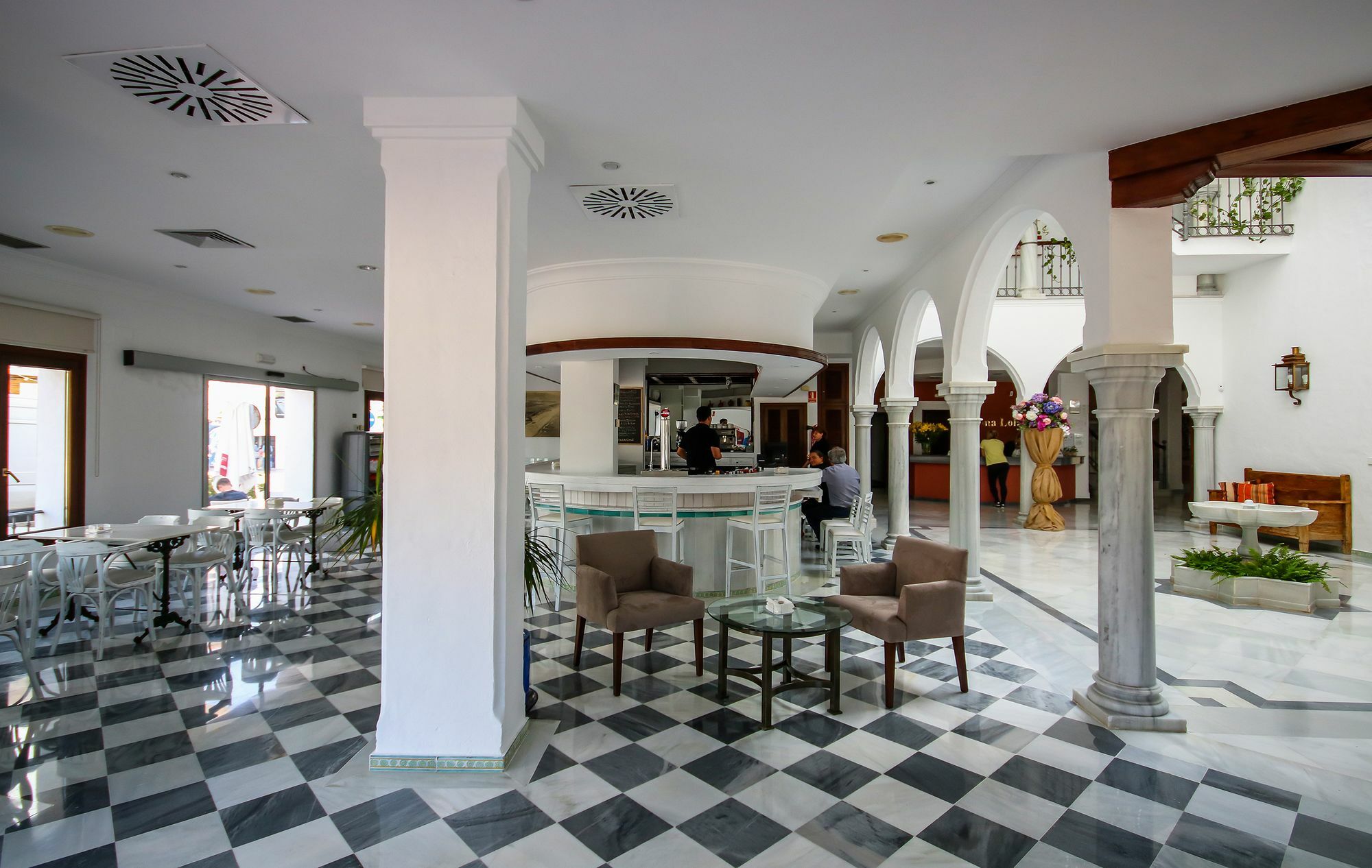 Hostal Dona Lola Marina Zahara de los Atunes Bagian luar foto